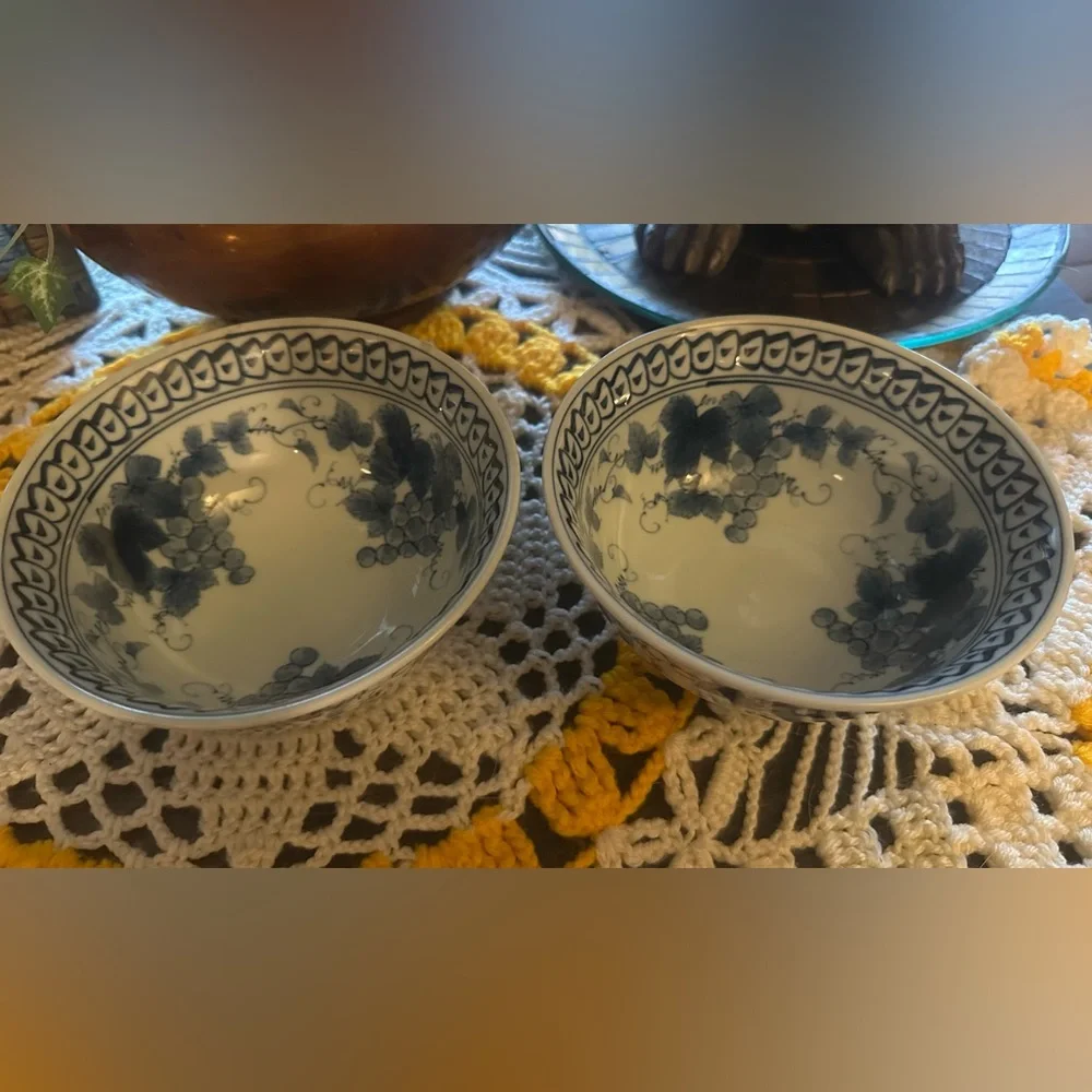 Vintage Japanese Rice Bowls Ramen Noodle set of Two made in Japan